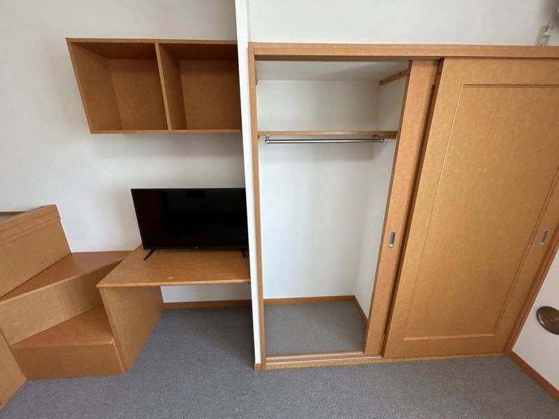 レオパレスヤチヨ 収納