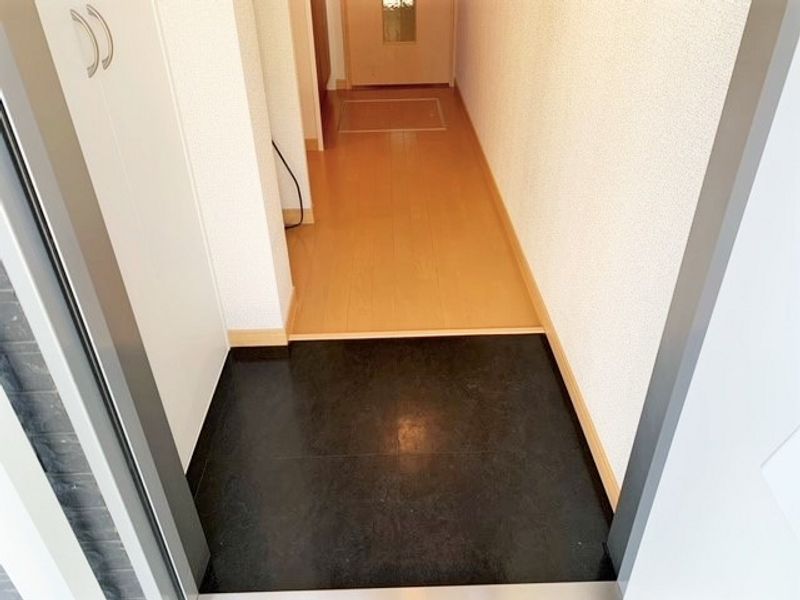 レオネクストフラワー 玄関