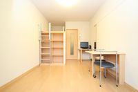 レオパレスドミール豊田 居間