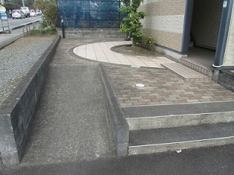 レオパレスラプランタン 共用部分