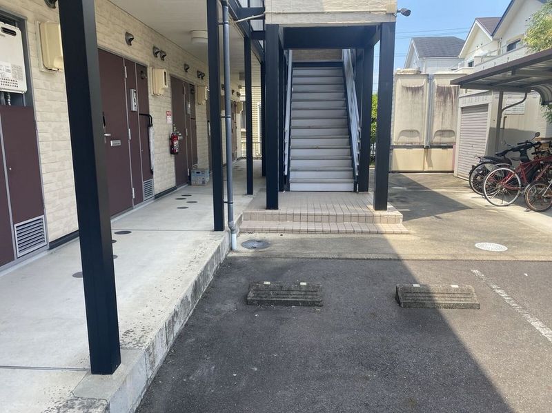 レオパレス小幡ヶ原 エントランス