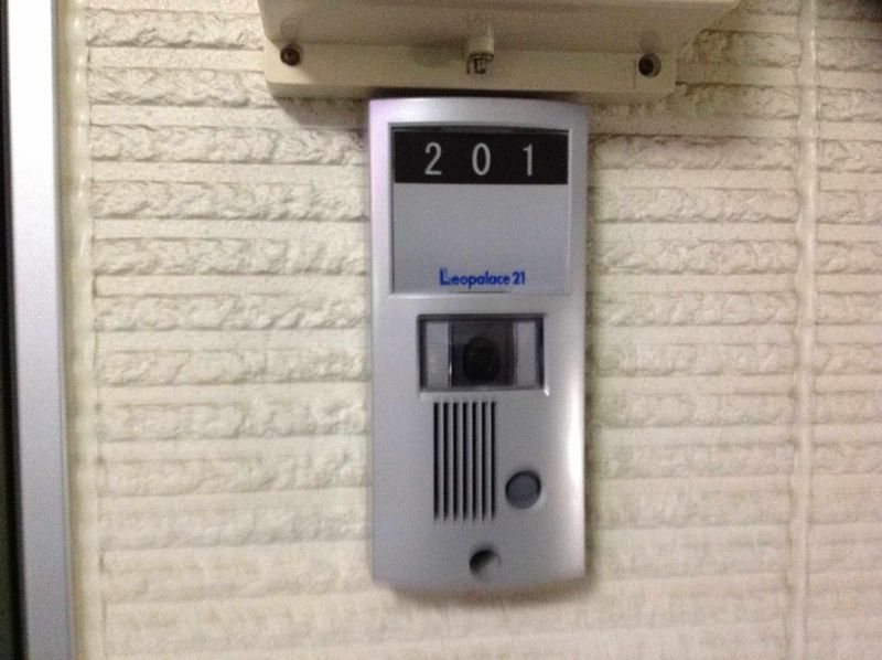 レオネクストヒューゲル六番館 玄関