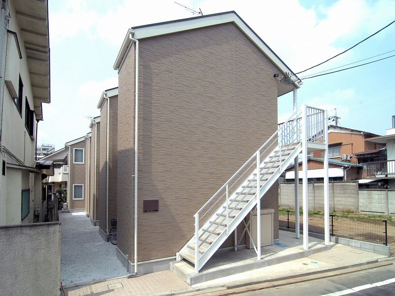 レオパレスはじめ 外観