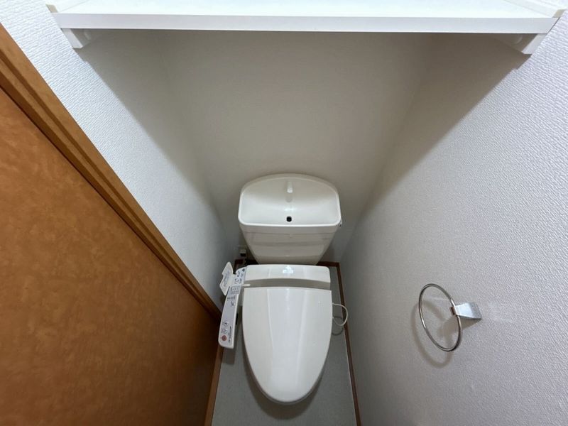 レオパレス西羽貫 トイレ