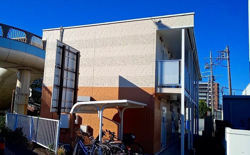 レオパレス町田市鶴間 外観