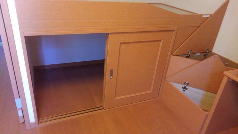 レオパレス竹 寝室