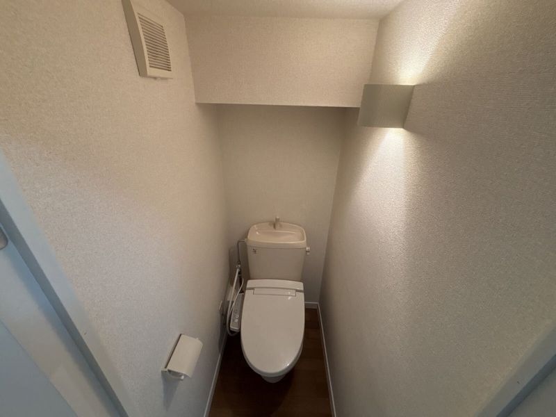 レオパレスクレールアビコ トイレ