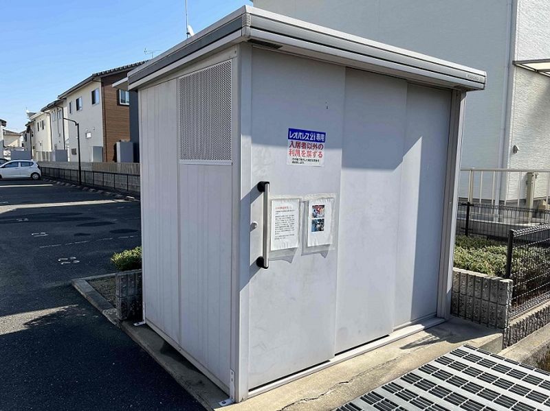 レオネクストラ　ポール 共用部分