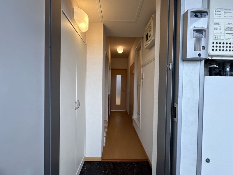 leopalace SILK Entrance