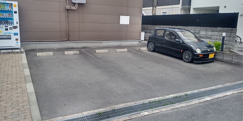 レオパレス豊中　北条 駐車場