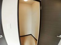 レオネクストマルコウ 収納