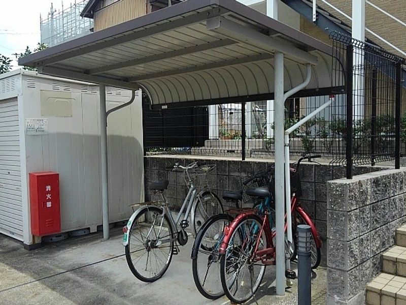 レオパレス楠 共用部分