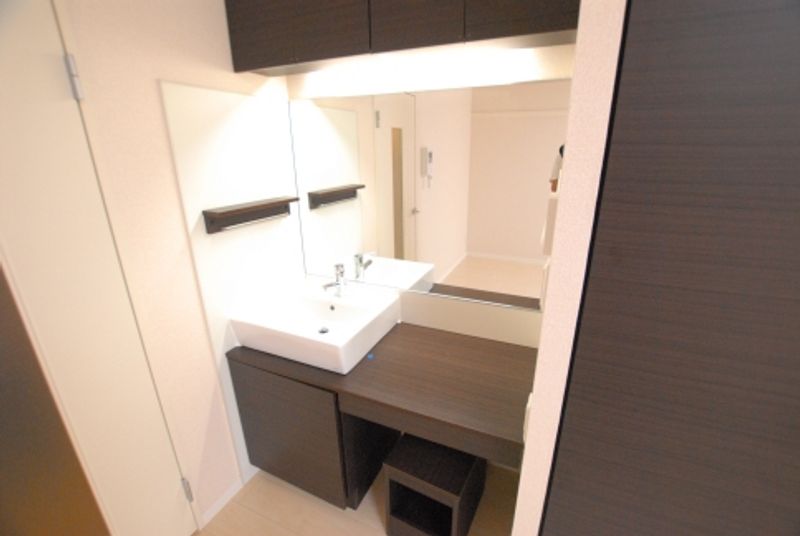 LEONEXT Stream Shine Sink