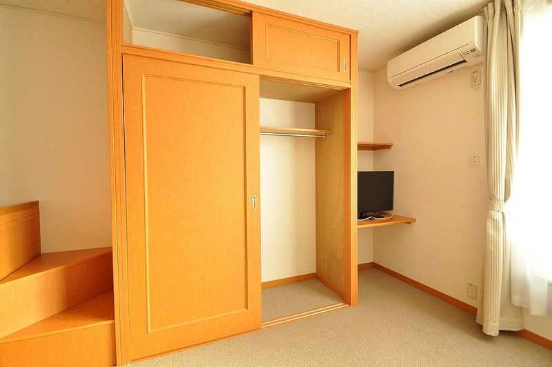 レオパレスつぬが 収納
