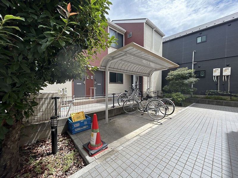 レオパレスアイリス 共用部分