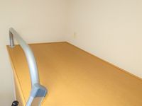 レオパレス柊 寝室