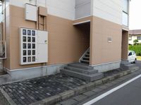 レオパレス恵 エントランス