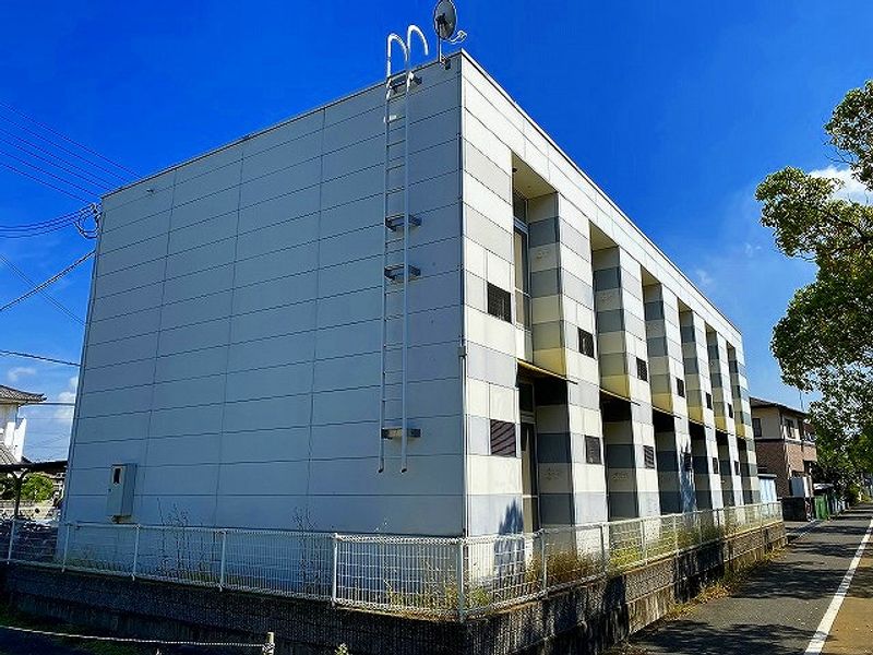 レオパレス松浦 外観