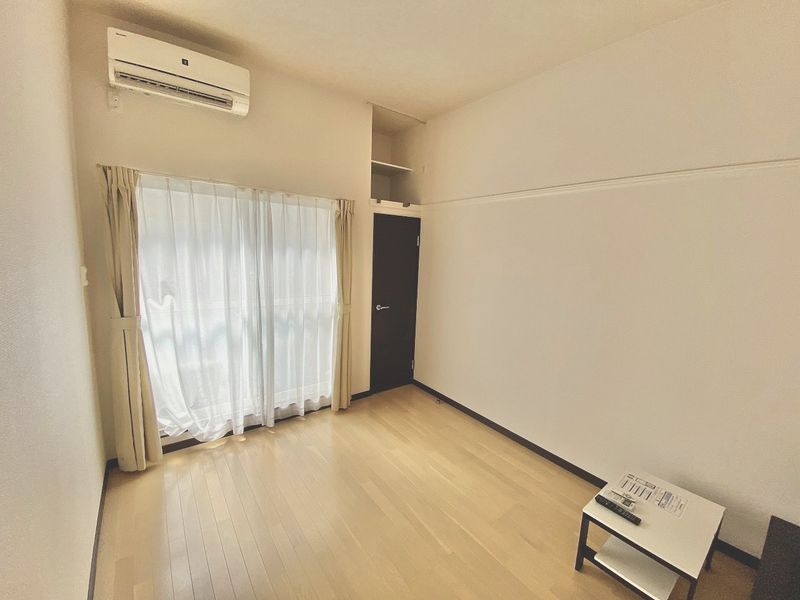 レオネクストグラシューズ 居間