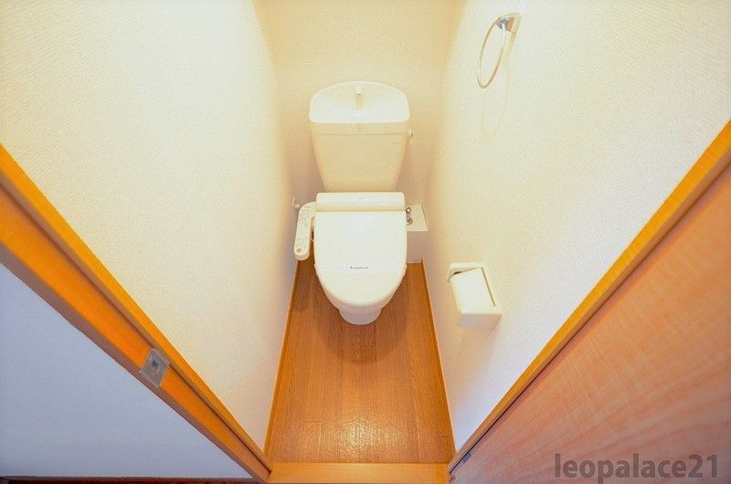 レオパレス夢咲 トイレ