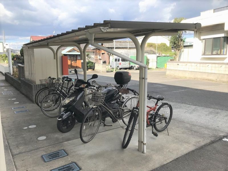 レオパレスサンモールⅡ 共用部分