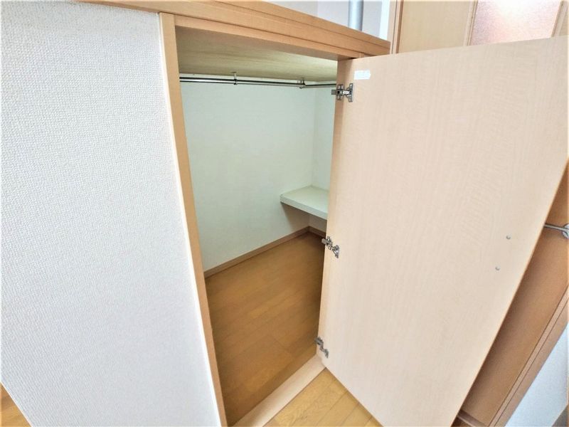 レオパレスハーモニー蕨 収納