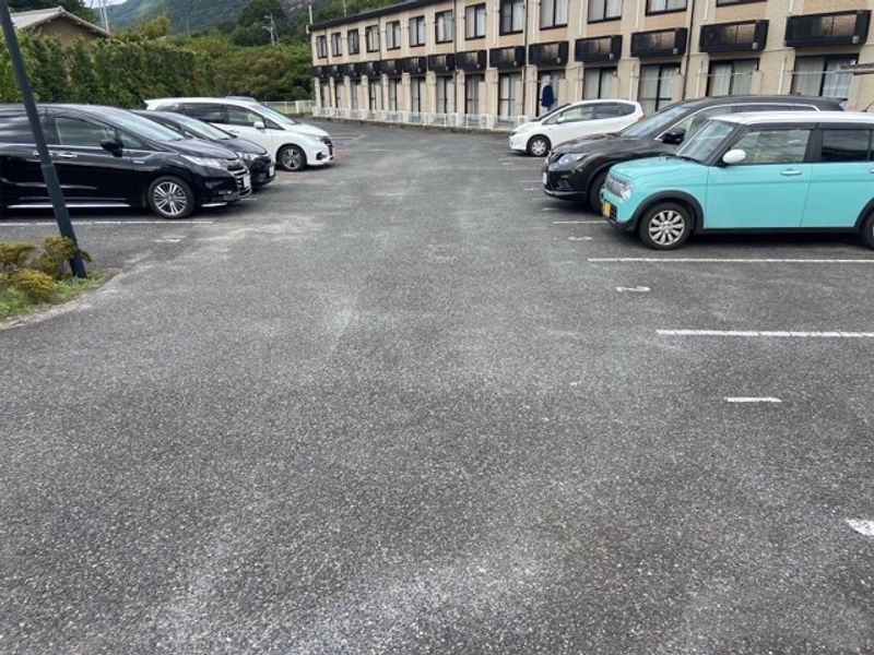 レオパレスサニーコート大町 エントランス