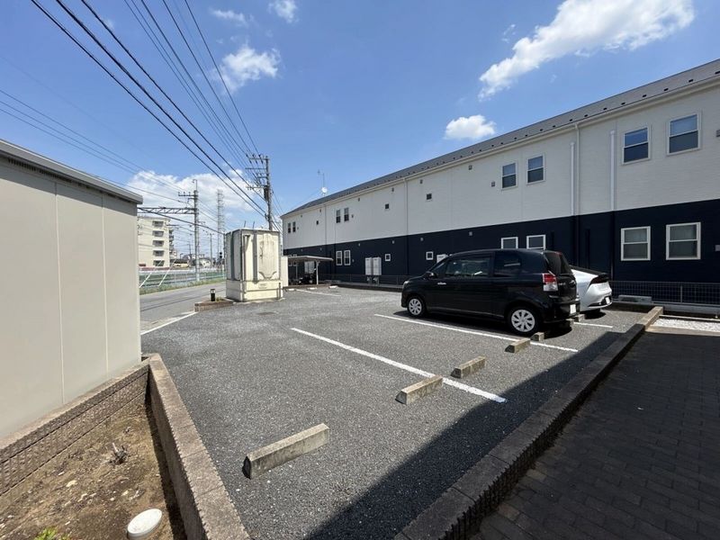 レオパレスロワール　１３０ 駐車場