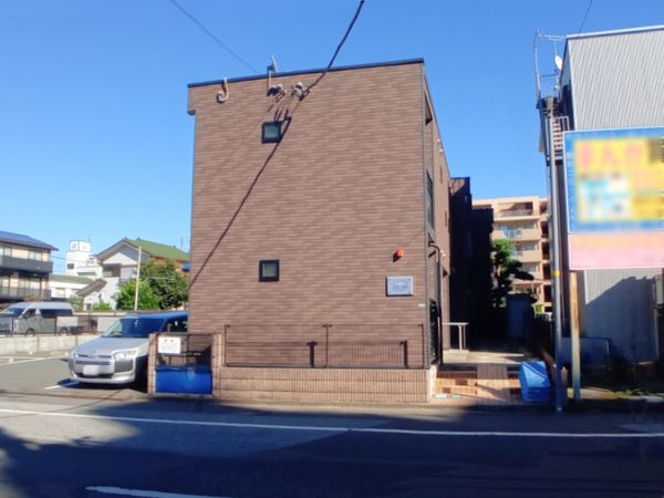 LEONEXT Court House Tsukagoshi exterior