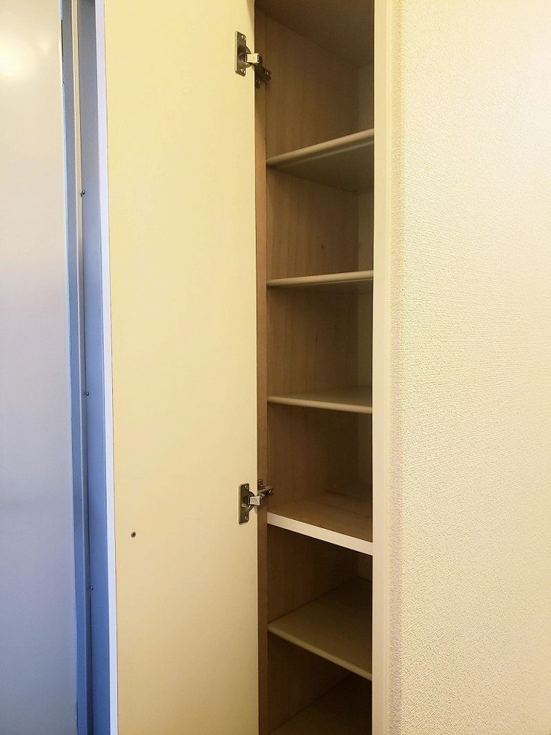 レオパレスプラムＫ 玄関