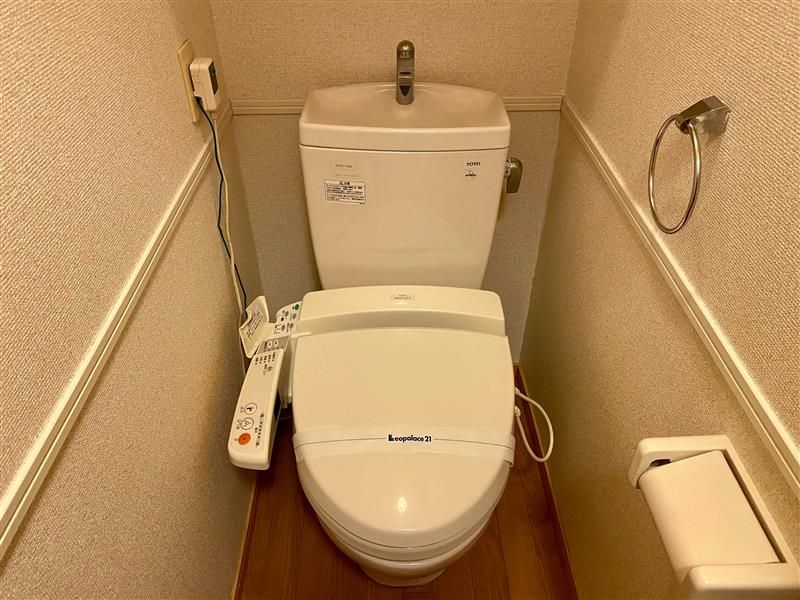 レオパレス彩 トイレ