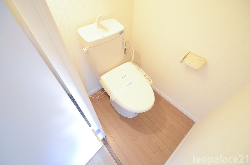 レオパレス茶園場 トイレ