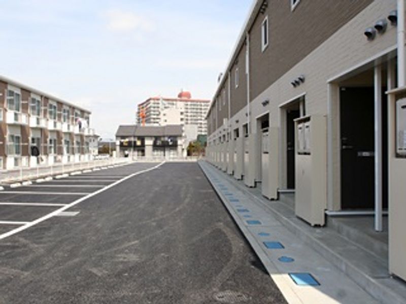 レオパレストータスⅣ 駐車場