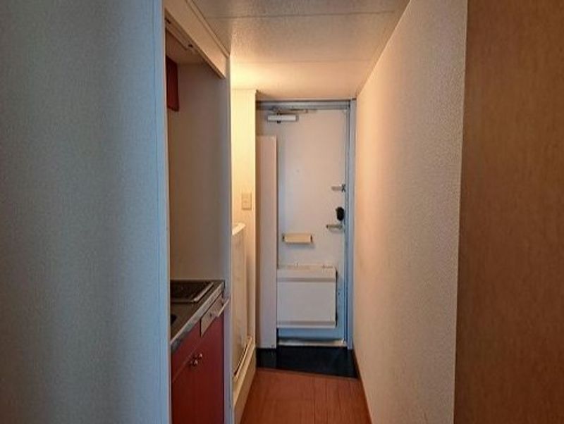 leopalace Sandrine Other