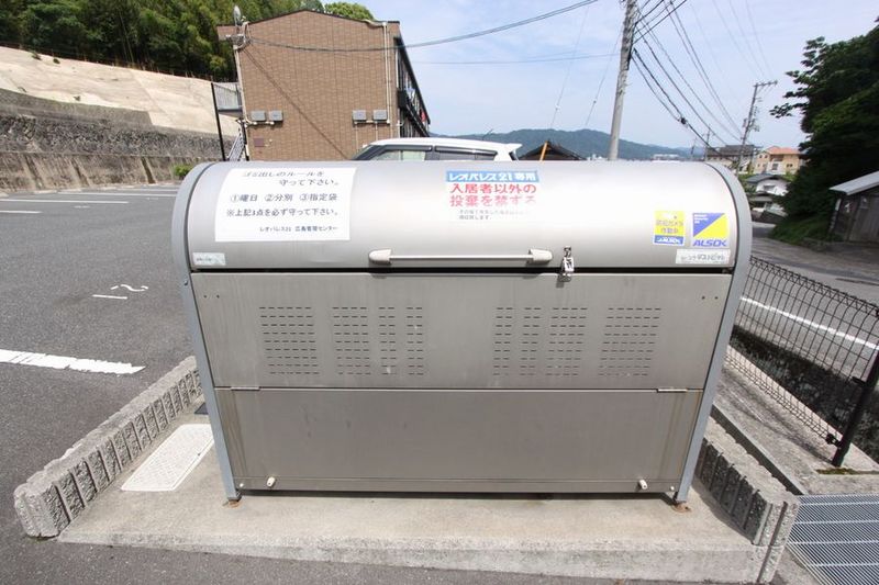 レオパレスオズヴァリー 共用部分