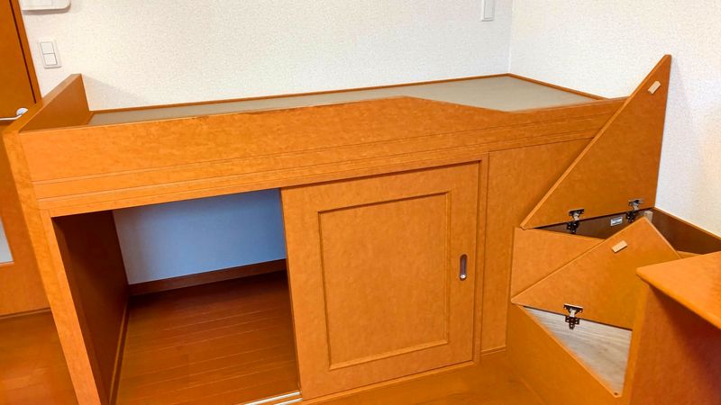 レオパレスおさつ 寝室