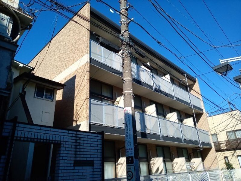 レオパレスハープコート 外観