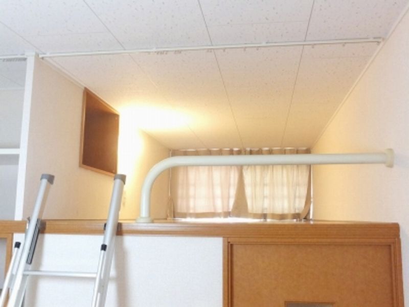 レオパレスアピテＢ 寝室