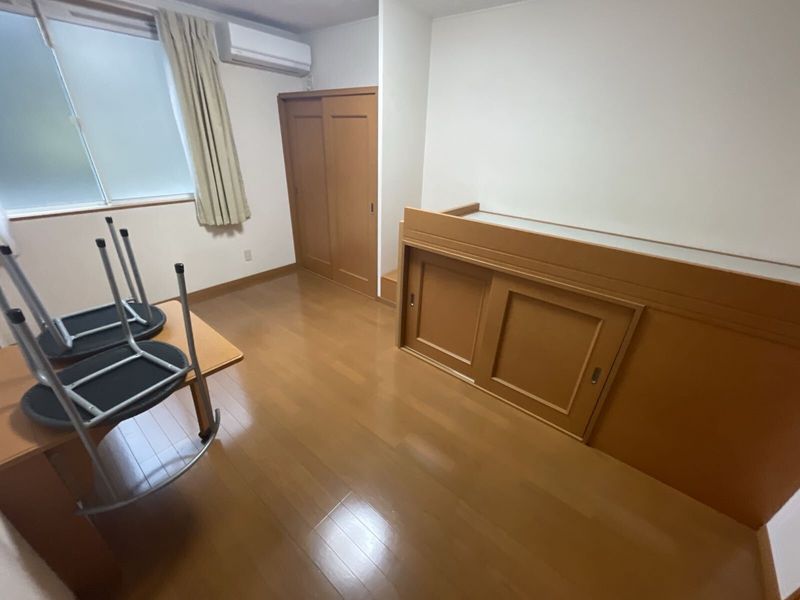レオパレスゼフィール 居間