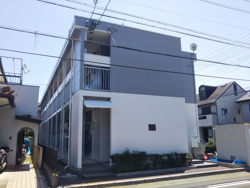 レオパレススプリング 外観