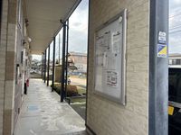 レオパレスガウディ エントランス