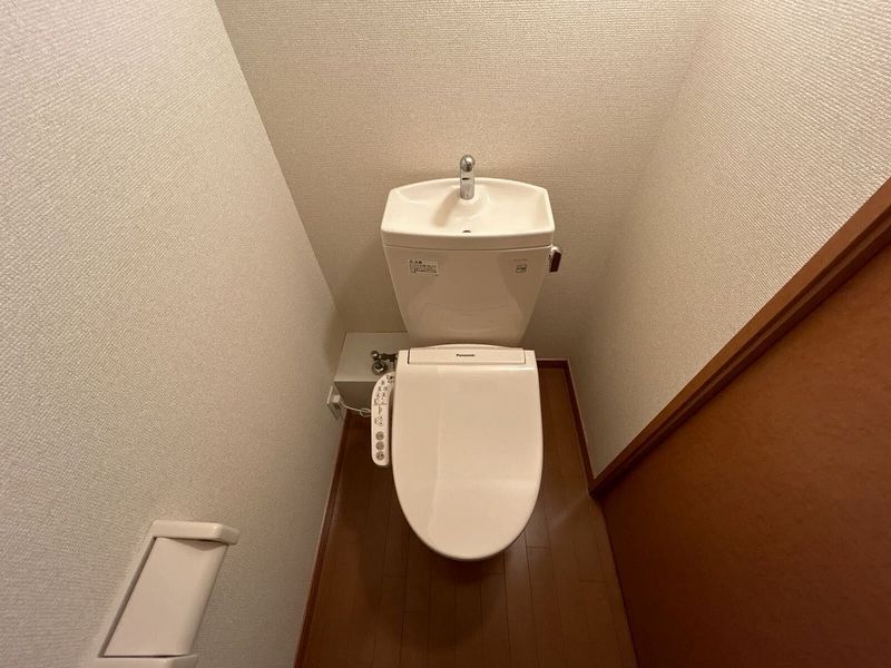 レオパレス光の杜 トイレ
