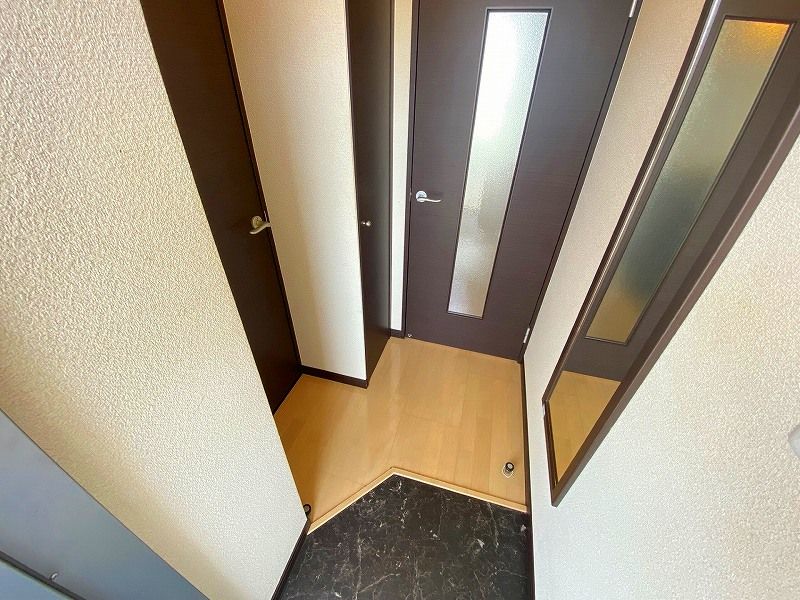 レオネクストサッチモ 玄関
