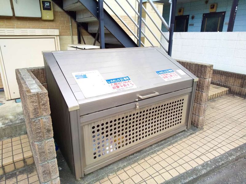 レオパレスクレベール 共用部分