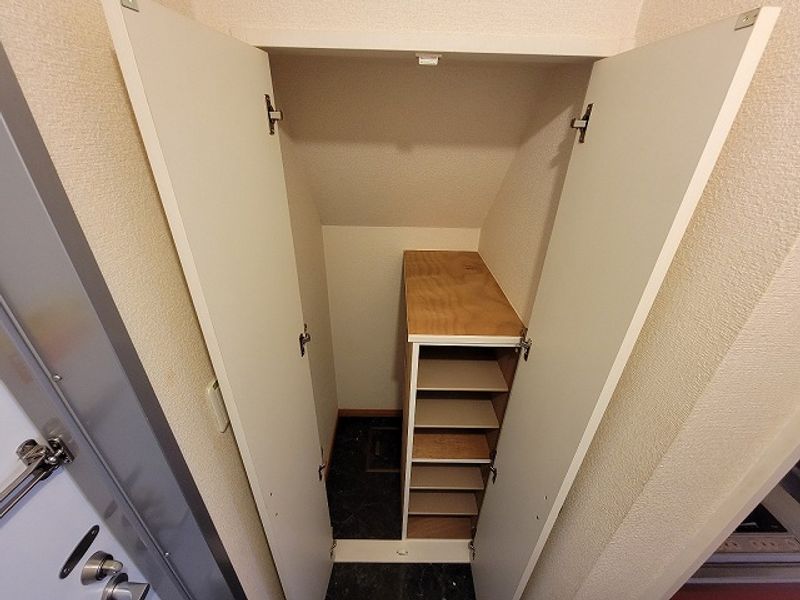 レオパレスクレスト 収納