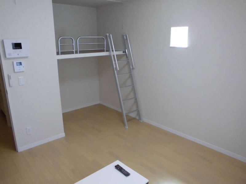 レオネクスト黄金屋２ 居間