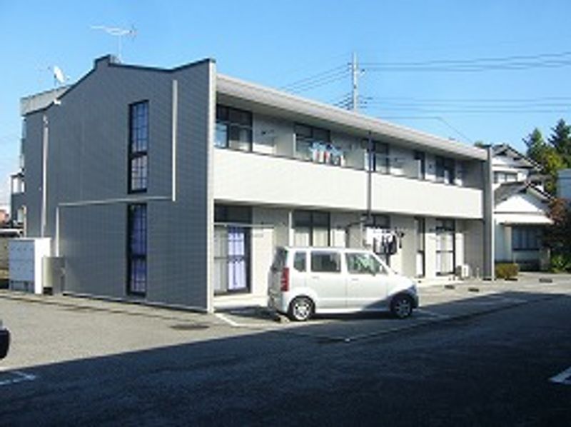 レオパレス峰弐番館 外観