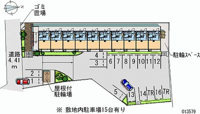 レオパレスカンフォーラ 月極駐車場