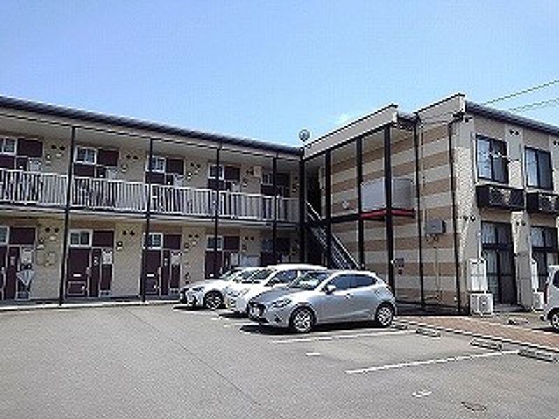 レオパレスのぞみ 駐車場