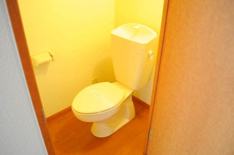 レオパレスアベニール トイレ